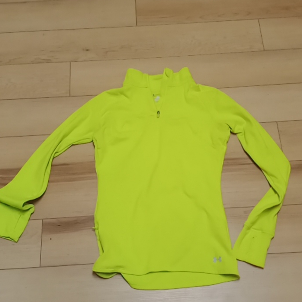 Under armour top